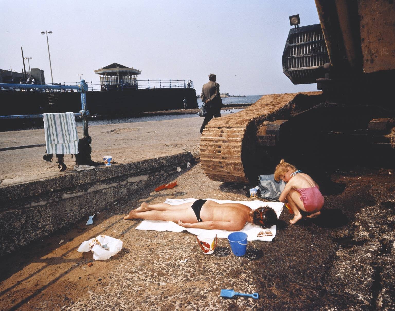 the-last-resort-40-1983-6-printed-2002-by-martin-parr-born-1952