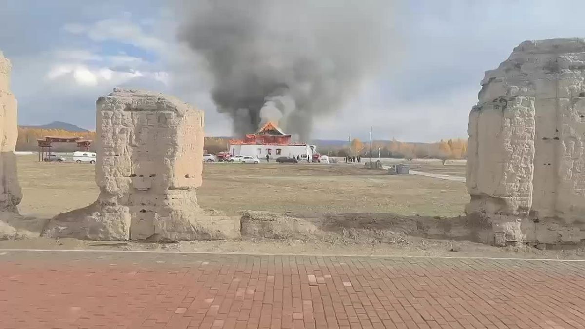 Пожар в тувинском монастыре Устуу-Хурээ — утрачен уникальный памятник зодчества